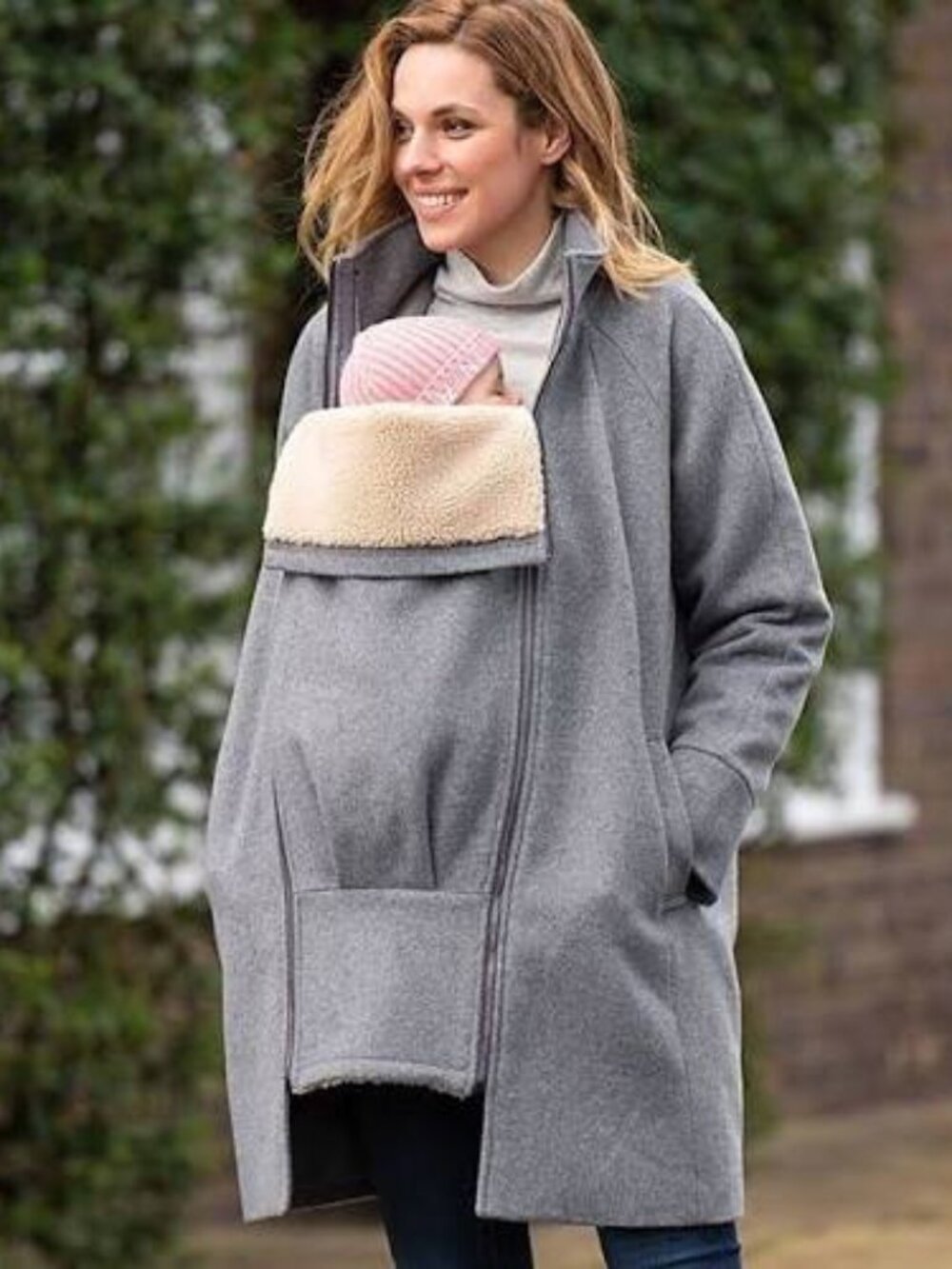 Seraphine Maternity Coat (Like New) 6-1 One Design